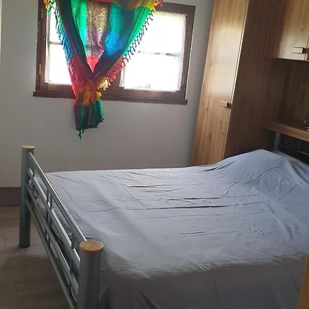 Cabanon En Autonomie Solaire 1 A 4 Personnes A 900 M Des Plages De